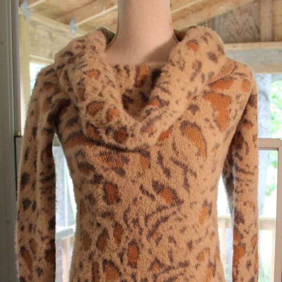 White House Black Market Leopard Print Warm Fuzzy Sweater Dress Size XXSP